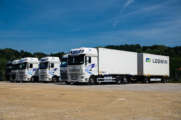 TRUCK
